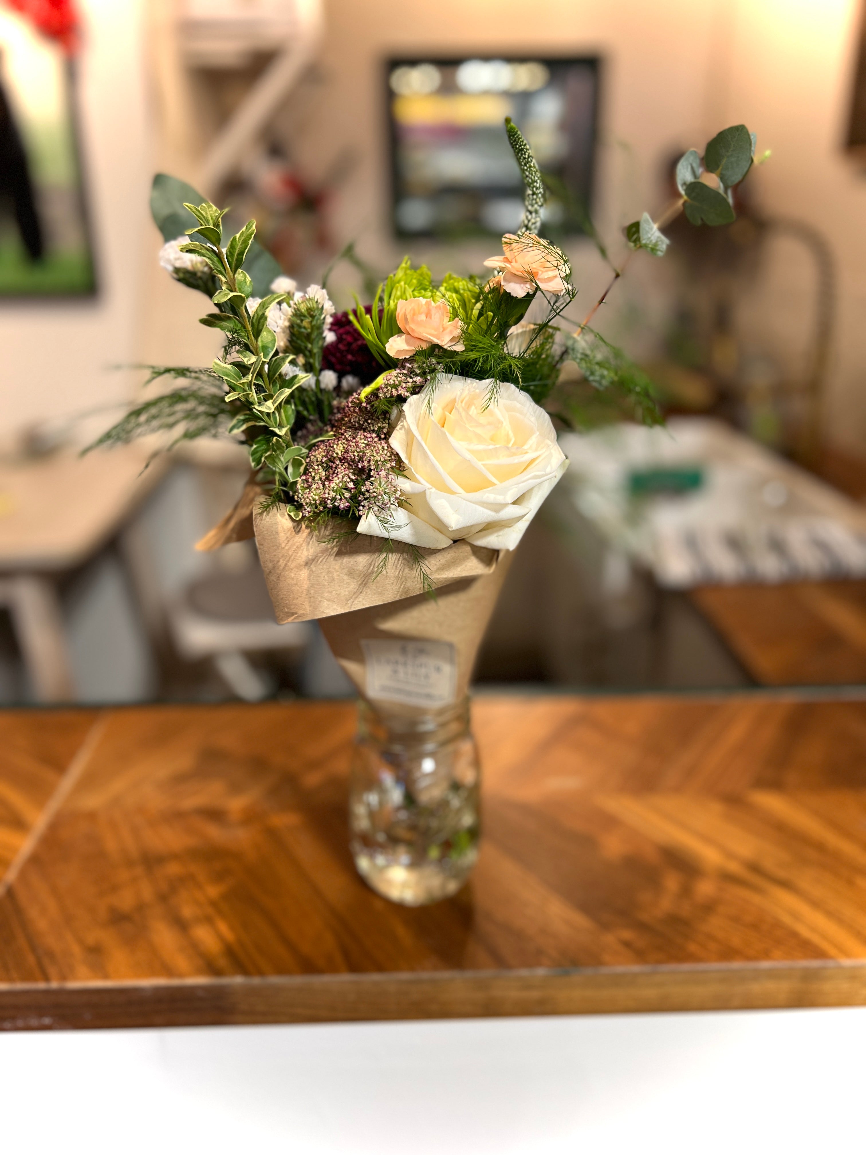 Small Hand-Tied Florist Pick Bouquet