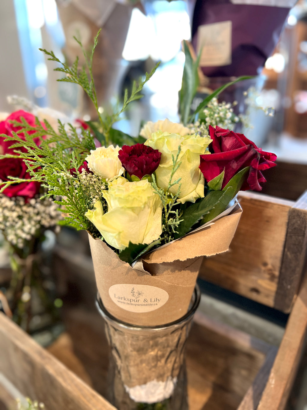 Medium Florist-Pick Signature Arrangement