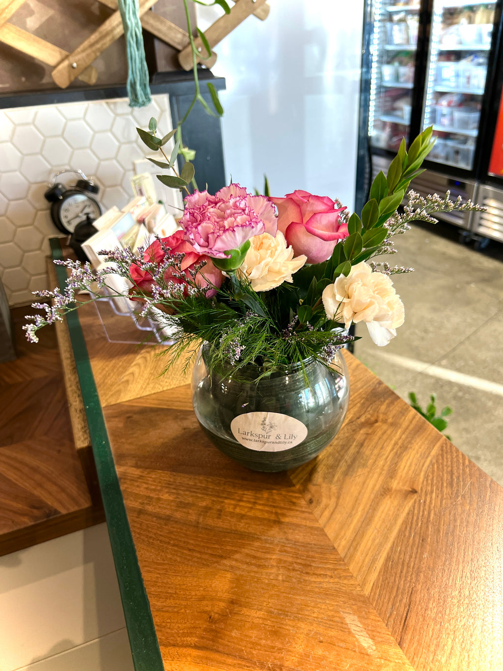 Small Hand-Tied Florist Pick Bouquet